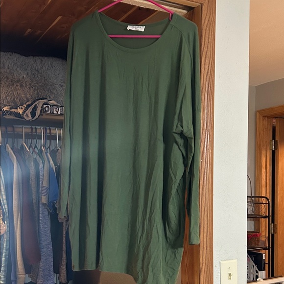 Zenana Outfitters Tops - Zenana Outfitters Sage Green Blouse
